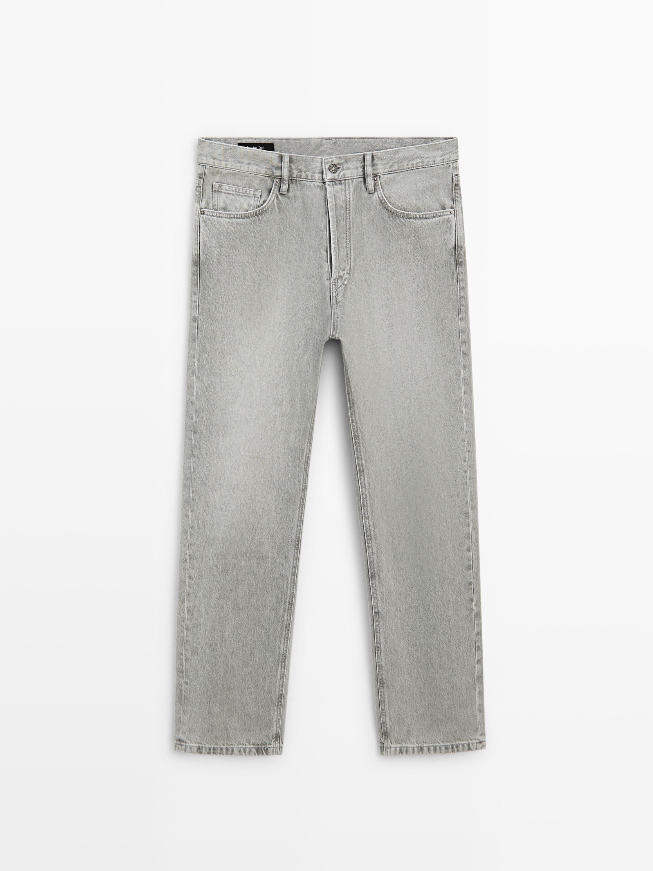 Straight-leg jeans